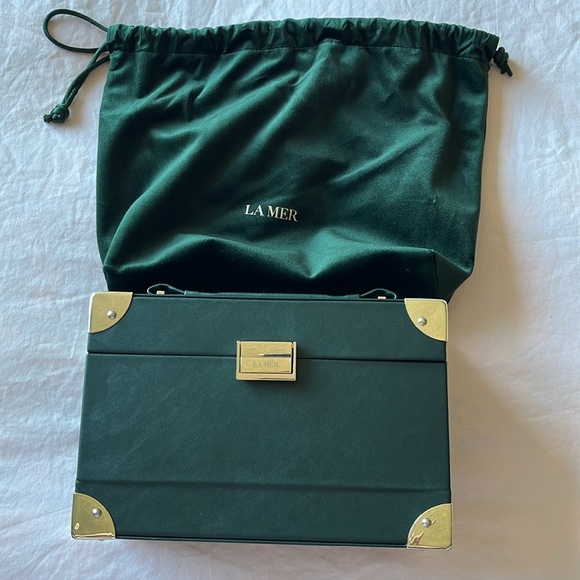 La Mer Handbags - NWT La Mer Limited Edition Vanity Case Trunk Jewelry Box -- Emerald
